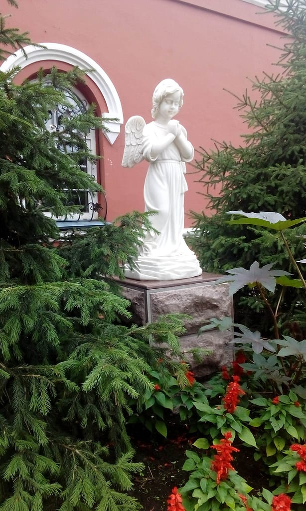 Angels live in Irkutsk city. 
